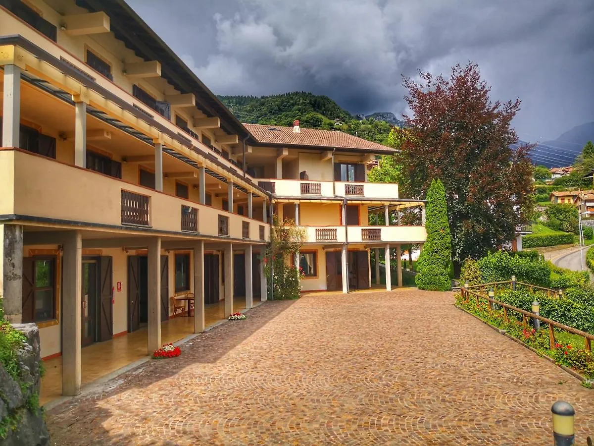 Grem Bike Hostel Premolo Italy